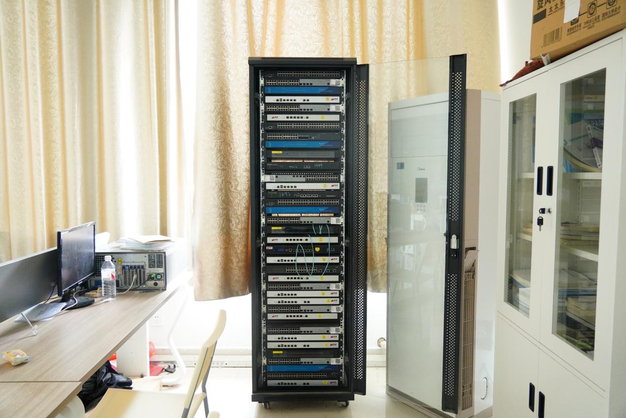 图片5.jpg 图片5.jpg